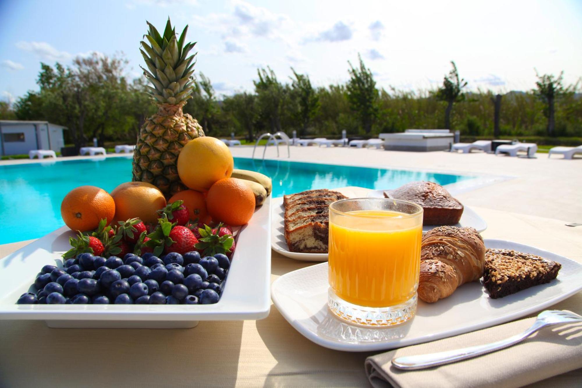 Resort Abbaia Ba Будоні Екстер'єр фото